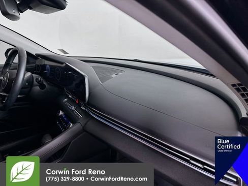 Used 2022 Hyundai Elantra Limited w/ Cargo Package image 34