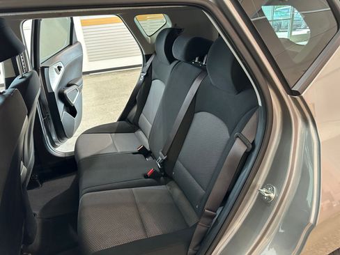 Used 2025 Kia Soul LX w/ LX Technology Package FWD image 38