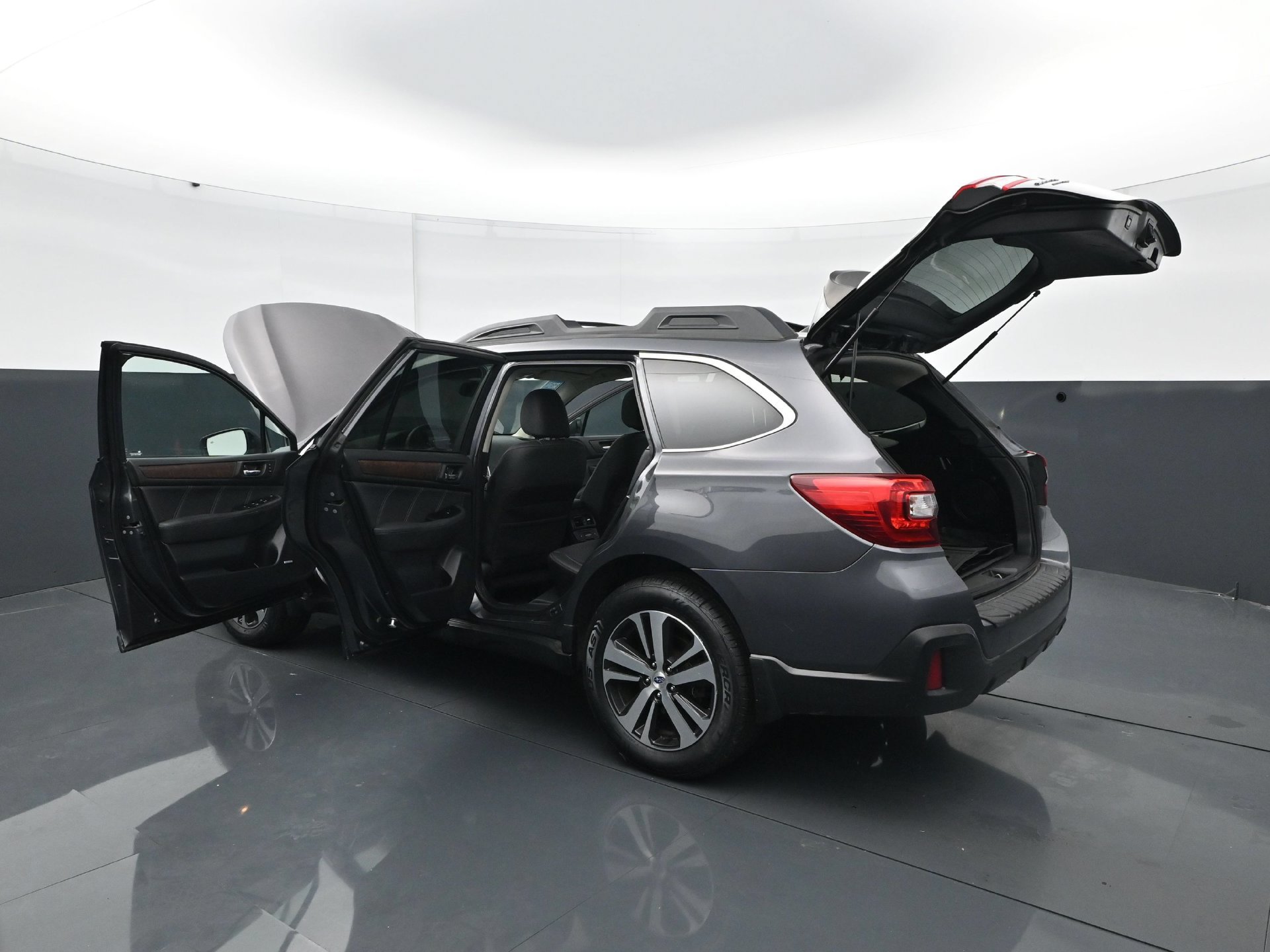 Used 2018 Subaru Outback 2.5i Limited w/ Popular Package #2 AWD/4WD image 31
