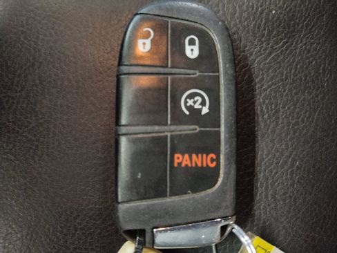 Used 2019 Jeep Compass Limited FWD image 32