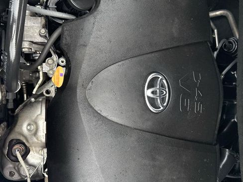 Used 2018 Toyota Sienna Limited Premium AWD/4WD image 29