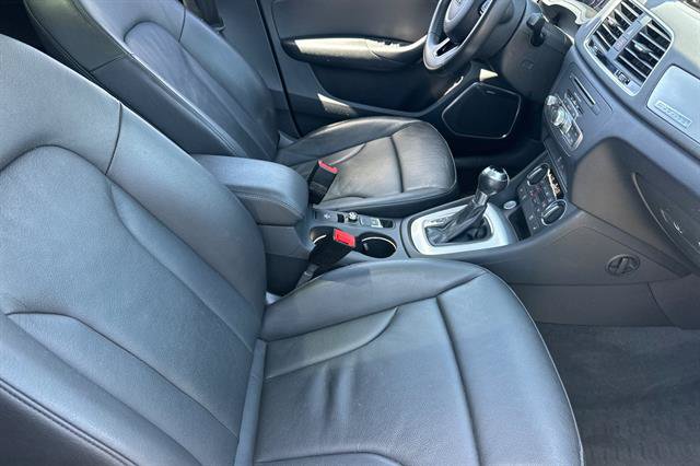Used 2018 Audi Q3 2.0T Premium Plus AWD/4WD image 17
