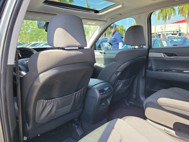 Certified 2021 Hyundai Palisade SEL w/ Cargo Package FWD image 8