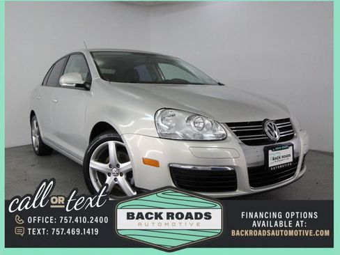 Used 2010 Volkswagen Jetta Limited Edition FWD image 1