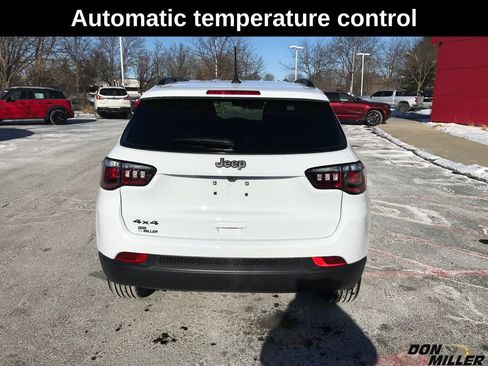 New 2026 Jeep Compass Latitude image 6