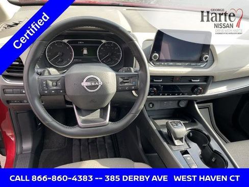 Certified 2025 Nissan Rogue SV AWD/4WD image 30