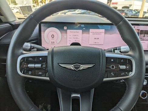 Used 2025 Genesis G80 2.5T image 22