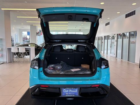 New 2026 Nissan Leaf Platinum+ w/ Cargo Package (Platinum+) image 9