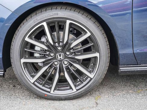 New 2025 Honda Accord Touring image 9