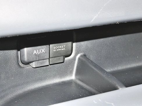 Used 2005 Honda Element EX image 19