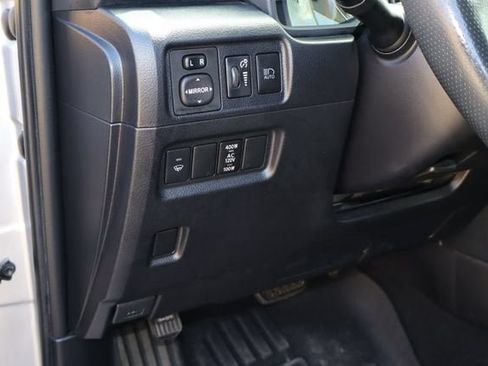 Used 2020 Toyota 4Runner TRD Off-Road AWD/4WD image 20