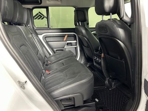Used 2020 Land Rover Defender 110 HSE AWD/4WD image 9