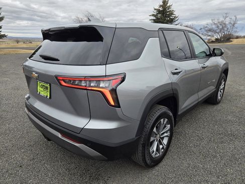 Used 2025 Chevrolet Equinox LT image 5