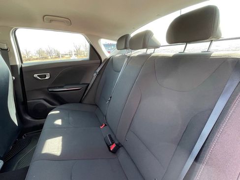 New 2026 Kia K4 LXS image 24