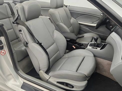 Used 2002 BMW M3 Convertible RWD image 18