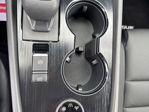 Certified 2024 Nissan Rogue SV w/ SV Premium Package AWD/4WD image 26