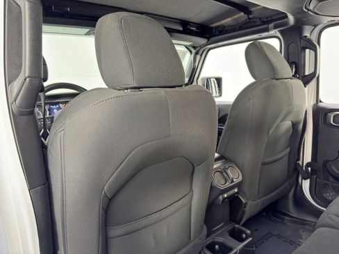 Used 2021 Jeep Wrangler Unlimited Sport image 30