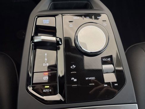 Certified 2025 BMW iX xDrive50 w/ Sport Package image 15