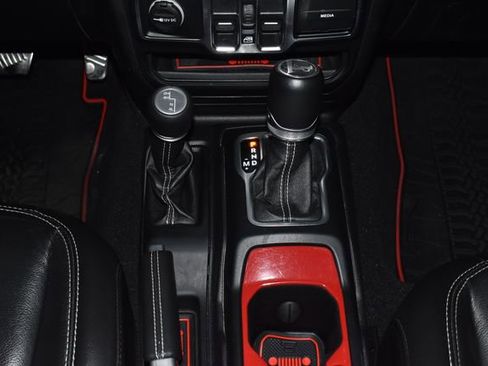 Used 2020 Jeep Wrangler Unlimited Sahara w/ Dual Top Group image 18