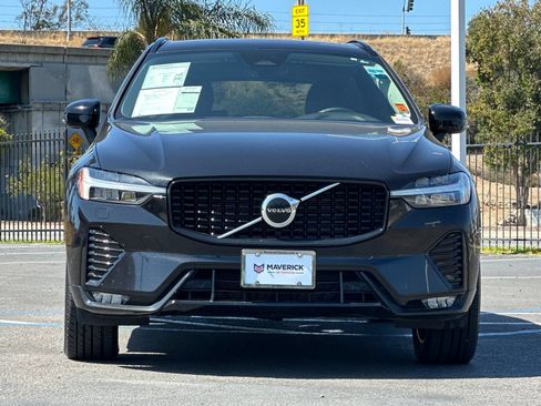 Used 2024 Volvo XC60 B5 Core AWD/4WD image 7