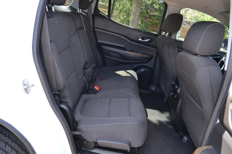 Used 2019 GMC Acadia SLE AWD/4WD image 27