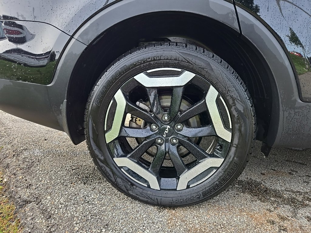 Certified 2025 Kia Telluride S AWD/4WD image 12