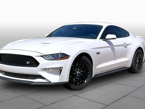 Used 2020 Ford Mustang GT Premium w/ GT Performance Package RWD image 3