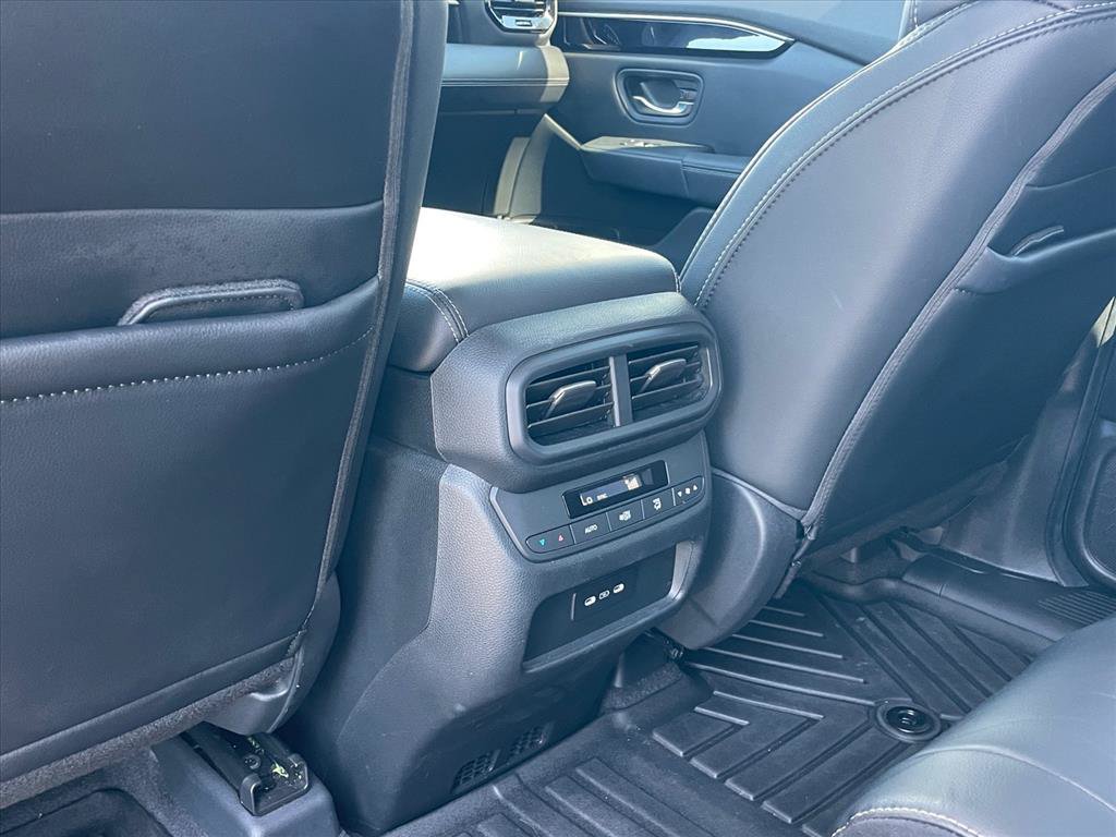 Used 2025 Honda Pilot EX-L image 23