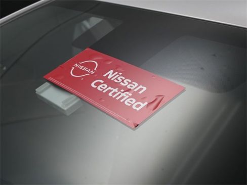 Used 2025 Nissan Versa SV w/ Trunk Package image 9