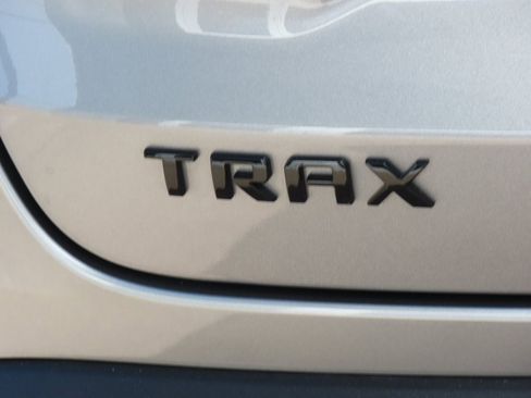 Certified 2024 Chevrolet Trax RS w/ Driver Confidence Package image 17