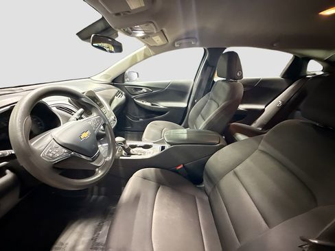 Used 2024 Chevrolet Malibu LT image 20