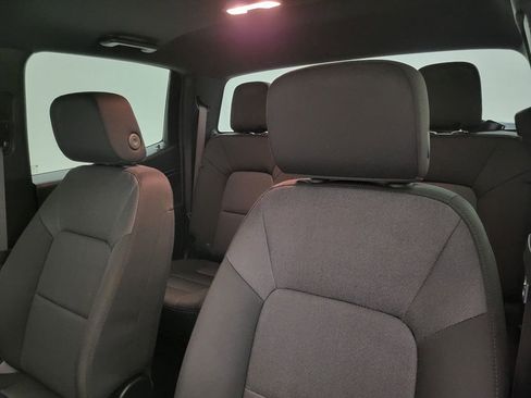 Used 2024 Chevrolet Colorado W/T image 25