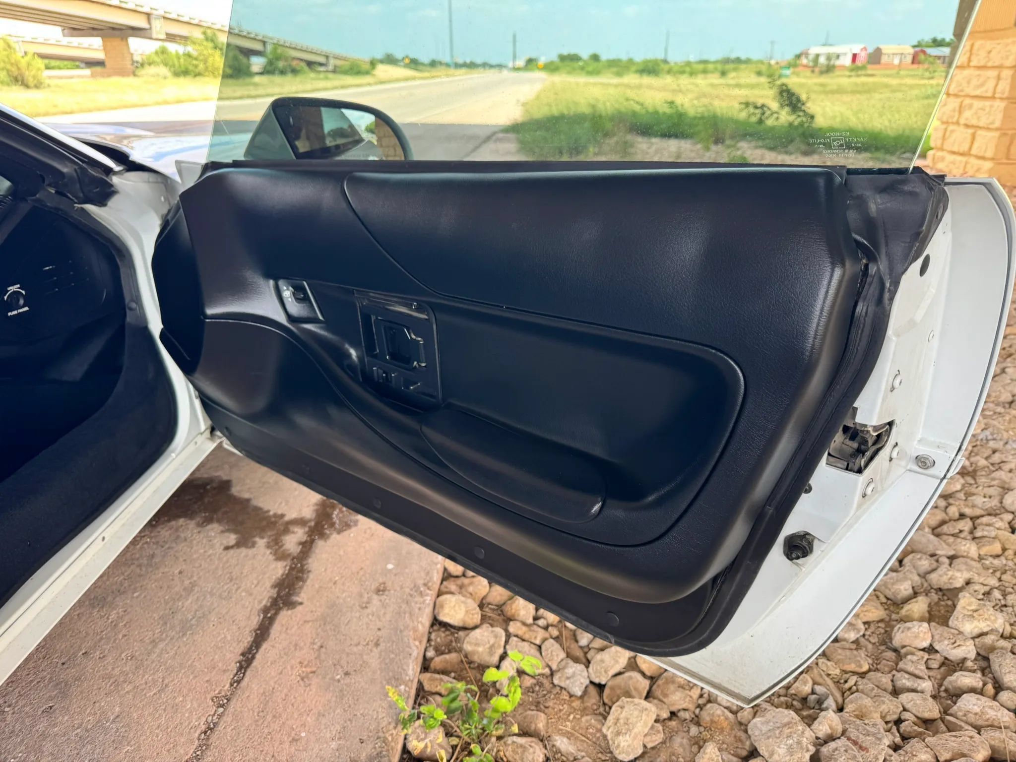 Used 1994 Chevrolet Corvette Coupe RWD image 17