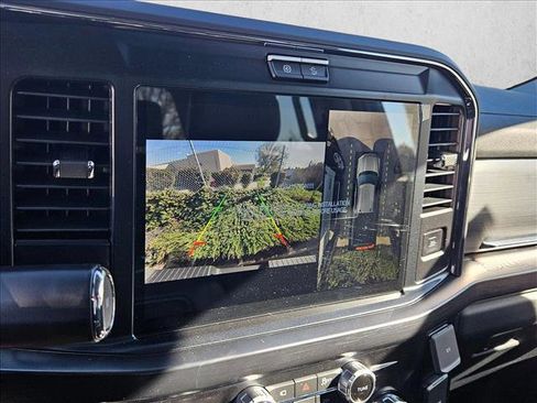 New 2026 Ford F250 Lariat w/ FX4 Off-Road Package image 13