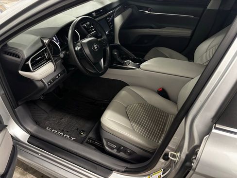 Used 2019 Toyota Camry SE image 13