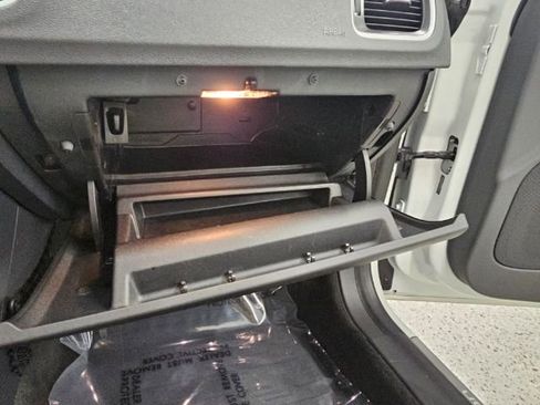 Used 2016 Volvo S60 T5 Premier image 22