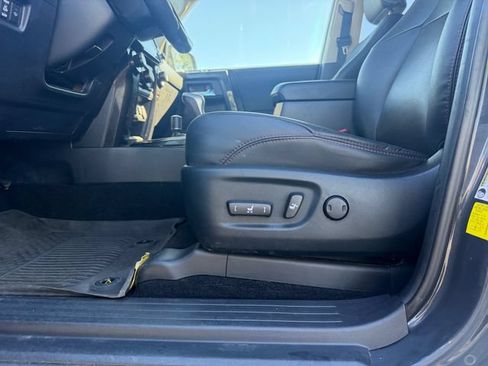 Used 2024 Toyota 4Runner TRD Off-Road Premium w/ Moonroof Package AWD/4WD image 28