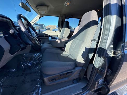 Used 2010 Ford F250 XLT image 11