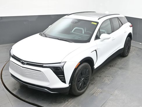 New 2026 Chevrolet Blazer EV LT image 34
