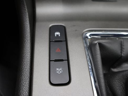 Used 2010 Ford Mustang GT Premium RWD image 38