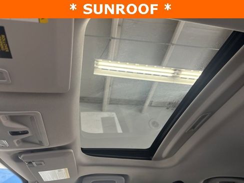 New 2025 Ford Maverick XLT w/ XLT Luxury Package image 27