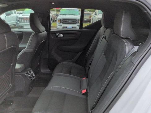 Used 2024 Volvo XC40 Recharge Plus w/ Protection Package Premier RWD image 13