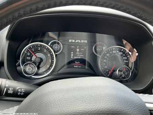 Used 2020 RAM 1500 Lone Star RWD image 12
