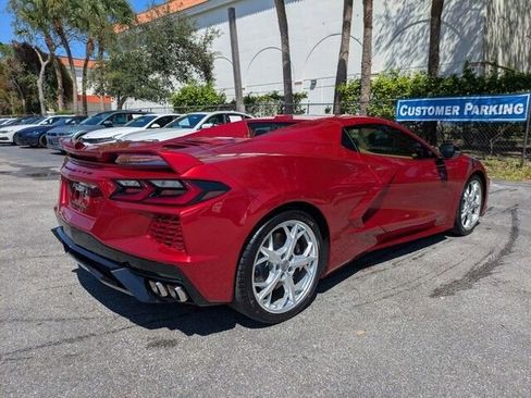 Used 2021 Chevrolet Corvette Stingray Premium Conv w/ Z51 Performance Package image 8