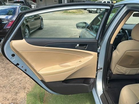 Used 2011 Hyundai Sonata GLS image 16