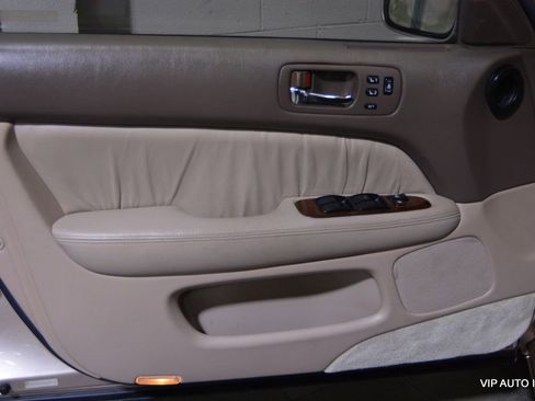 Used 1995 Lexus LS 400 image 25