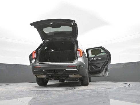 Used 2025 Ford Explorer ST-Line w/ ST-Line Street Pack image 50