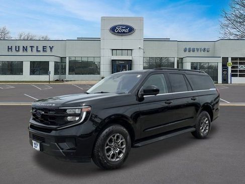 Used 2025 Ford Expedition Max Active AWD/4WD image 1