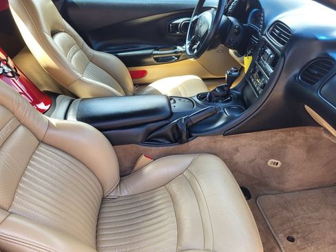 Used 2004 Chevrolet Corvette Convertible w/ Preferred Equipment Group RWD image 15