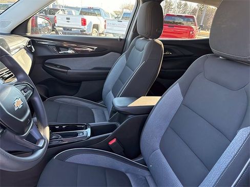 Used 2024 Chevrolet TrailBlazer LT image 14